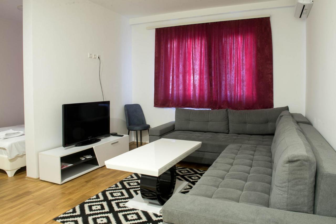 Apartmani Pijemont Višegrad エクステリア 写真